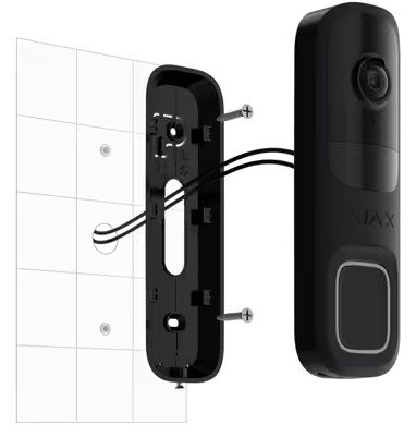 Instalación del videotimbre Ajax Doorbell en la pared con su soporte